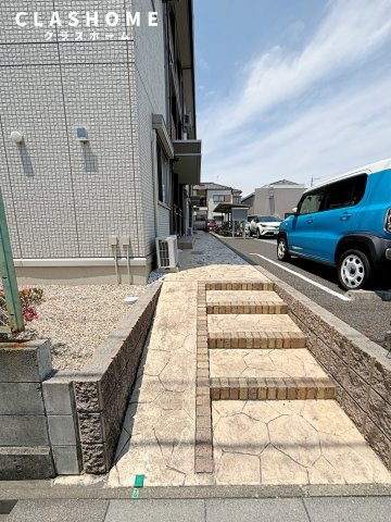 サツキ　　刈谷市近郊の賃貸はクラスホーム刈谷店のエントランス
