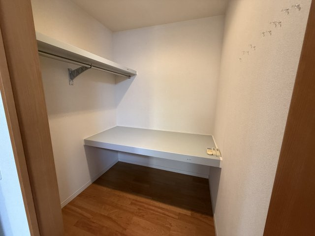 高崎市三ツ寺町　中古住宅の収納