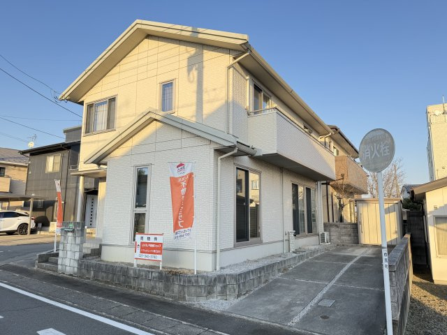 高崎市三ツ寺町　中古住宅の外観