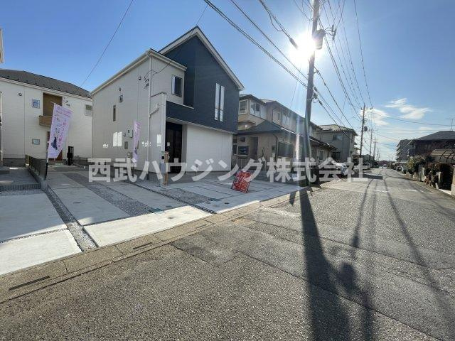 【仲介手数料無料】所沢市中富南４期全８棟５号棟　所沢市の新築なら西武ハウジングの前面道路含む現地写真