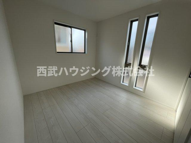 【仲介手数料無料】所沢市中富南４期全８棟５号棟　所沢市の新築なら西武ハウジングの洋室