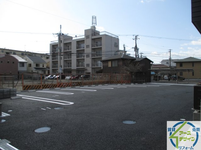 カーサヴィオーラの駐車場