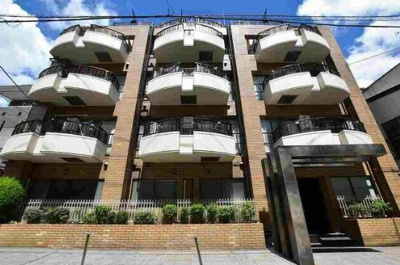 【外観】 | リッチヴィラ伊藤 | 鉄骨鉄筋コンクリート造のがっちりとした造り。