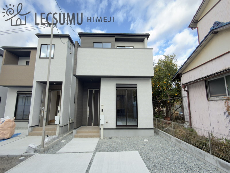 姫路市飾磨区構３丁目１期／全４棟の外観