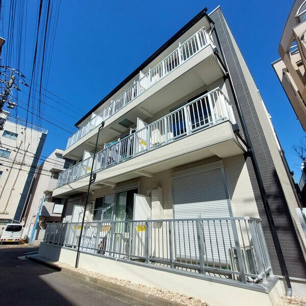 渋谷区幡ヶ谷３丁目のアパート