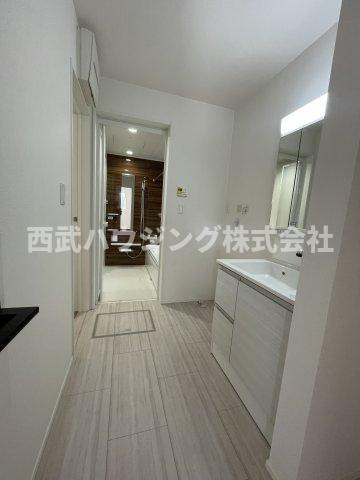 【仲介手数料無料】所沢市中富南４期全８棟６号棟　所沢市の新築なら西武ハウジングの独立洗面台