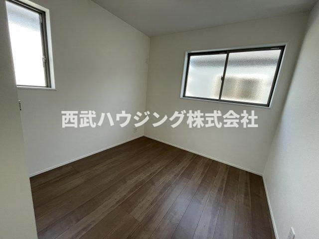 【仲介手数料無料】所沢市中富南４期全８棟６号棟　所沢市の新築なら西武ハウジングの洋室