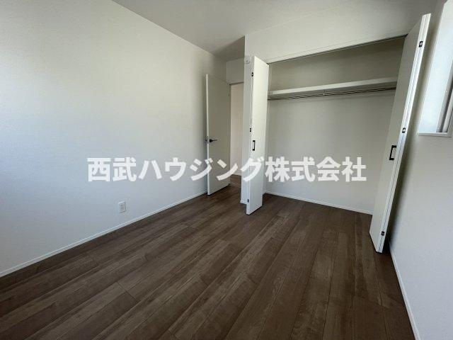 【仲介手数料無料】所沢市中富南４期全８棟６号棟　所沢市の新築なら西武ハウジングの洋室