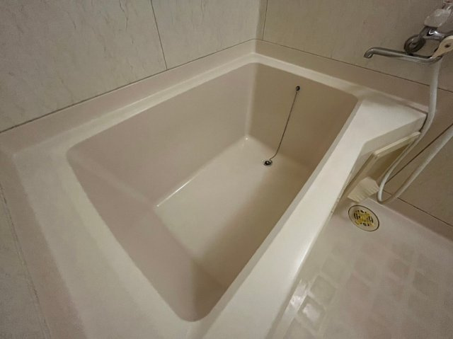 ハイツ赤坂B棟の浴室