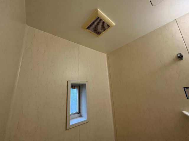 ハイツ赤坂B棟の浴室