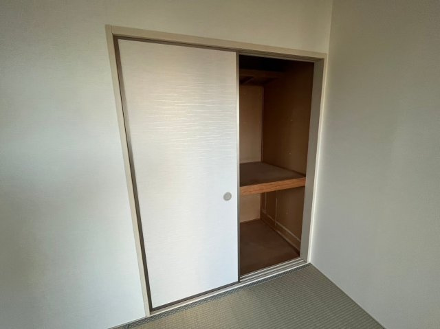 ハイツ赤坂B棟の収納