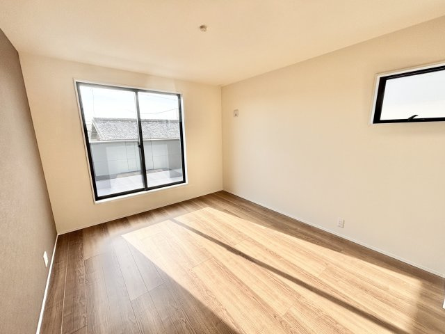 【仲介手数料無料／愛西市】愛西市諸桑町　リーブルガーデン　新築戸建　2号棟の洋室