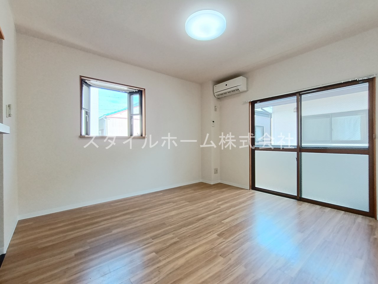 ウイングコート東小田原Bの居間・リビング|イメージ写真です。