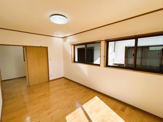 東御市海善寺　中古住宅の収納