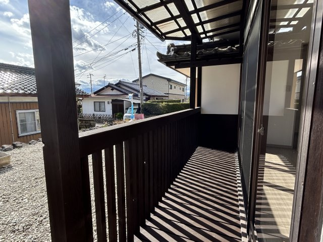 東御市海善寺　中古住宅のその他|ウッドデッキ