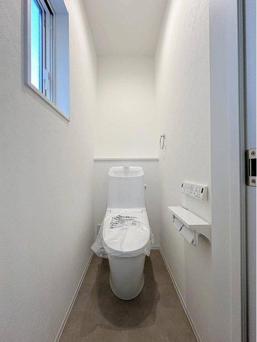 祇園7丁目 No.2のトイレ|1階ウォシュレットトイレ☆
各階にウォシュレットトイレがついています♪