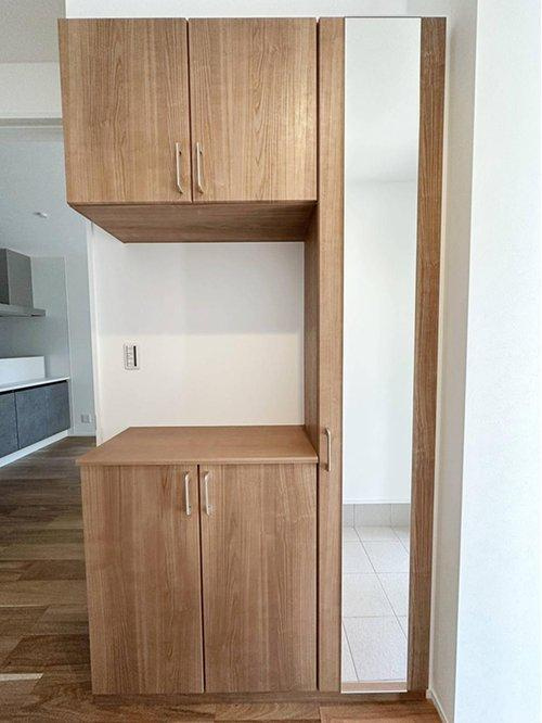 祇園7丁目 No.2の収納|姿見付きシューズボックス☆
大容量のシューズボックスの為、靴もたくさん収納が可能です♪