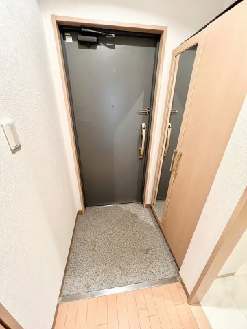 アージュ・ヴェールの玄関