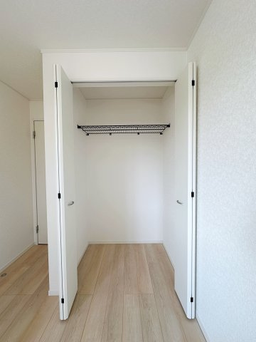 吉田町吉田字上迫の収納|2階7帖洋室のクローゼット☆