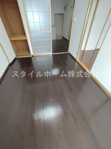 ブラウンエイトBの玄関