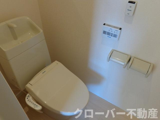 フィエスタⅡのトイレ|シャワー付トイレ（イメージ）