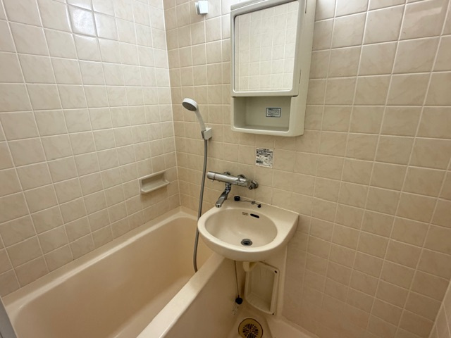 スピカレジェント 401号室の浴室|※前回募集時の写真です。