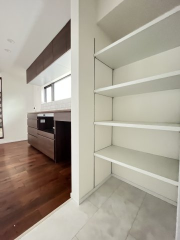 中古住宅　段下の収納