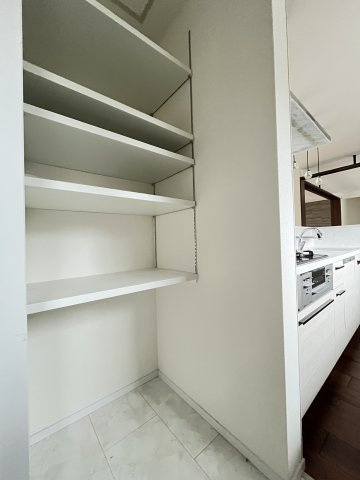 中古住宅　段下の収納