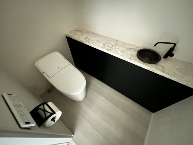 中古住宅　段下のトイレ