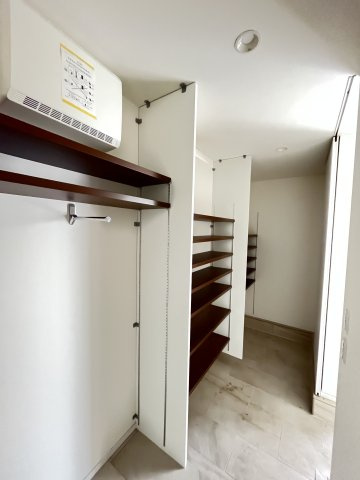 中古住宅　段下の収納