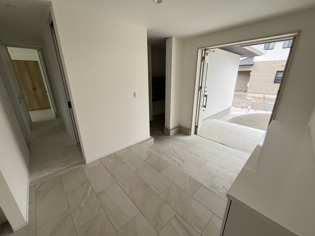 中古住宅　段下の玄関