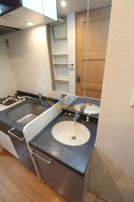 【独立洗面台】 | エステムプラザ梅田EAST