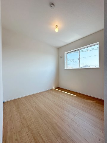 佐伯区藤垂園 No.1の洋室|3階4.5帖の洋室☆