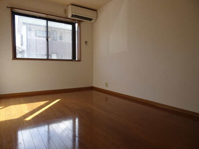 【洋室】 | フォレスト北山