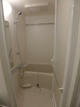 【浴室】 | LEGALAND高円寺 | 浴室乾燥機付きバス。