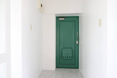 【玄関】 | ビレッジハウス黒石2号棟 | モデルルームの写真です