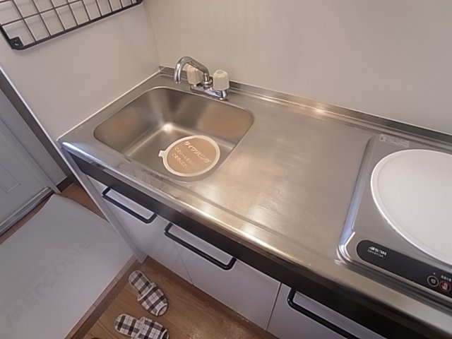 神戸市須磨区南落合１丁目のアパート