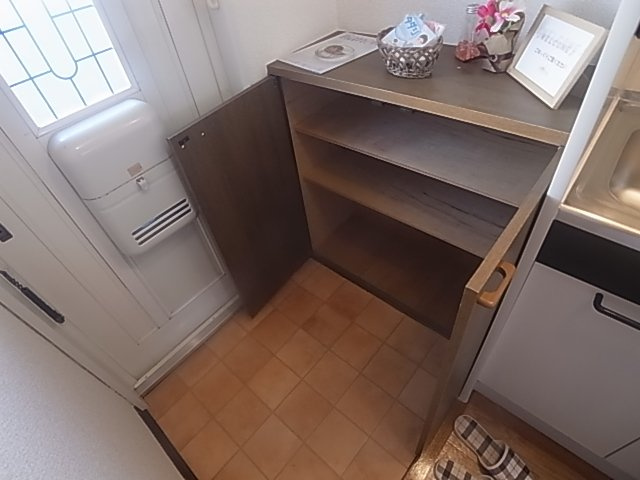 神戸市須磨区南落合１丁目のアパート