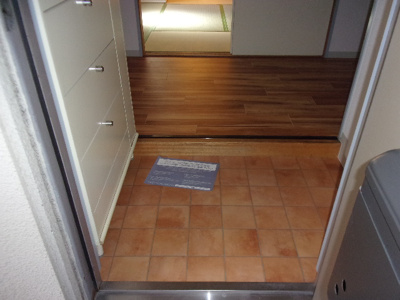 【玄関】 | ルアセイントビル