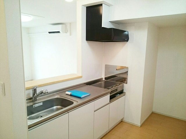 アリ・ビラⅢのキッチン|使いやすいキッチンです