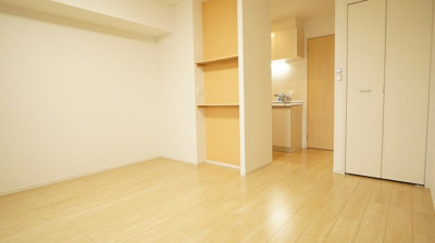 【居間・リビング】 | オリエンタルコートＡ | ゆったりとしたリビングです