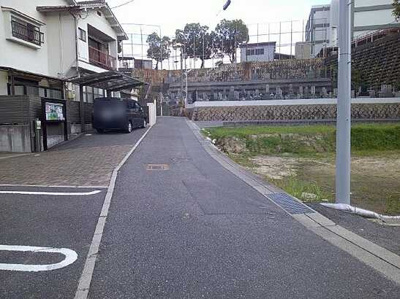 【前面道路含む現地写真】 | 安芸郡府中町緑ヶ丘