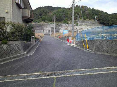【前面道路含む現地写真】 | 広島市安芸区瀬野町 みつぎ