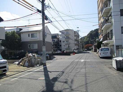 【前面道路含む現地写真】 | 広島市西区新庄町No.2