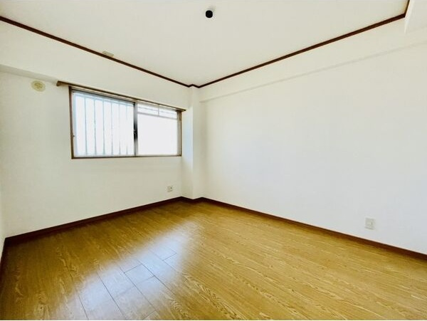 パークサイド大和園の洋室