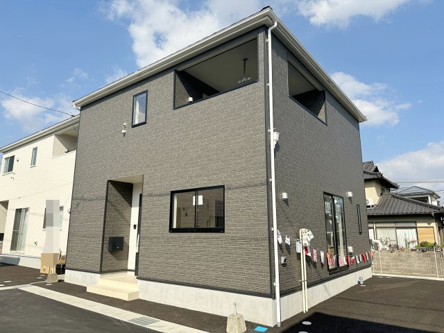安佐南区川内2丁目 No.8の外観|2025年7月完成☆
4LDKの新築住宅が分譲開始♪
お気軽にお問い合わせください！