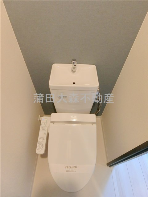 La Douceur大森山王のトイレ|温水洗浄便座付きのトイレ　