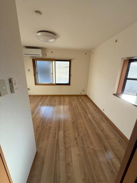 ラヴィエールの居間・リビング