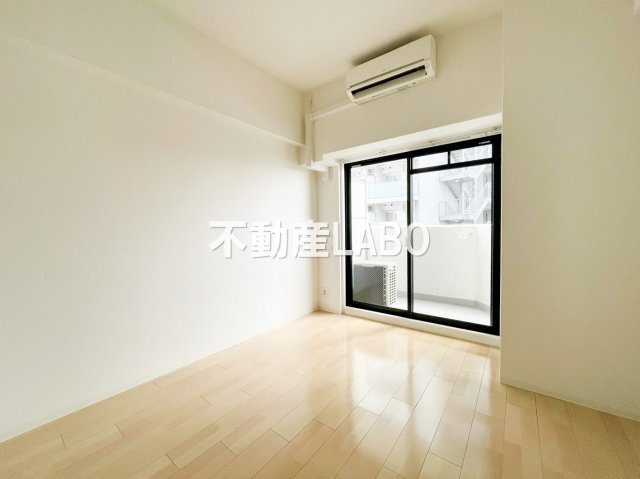 ベルエ難波西の居間・リビング