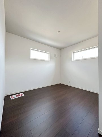 廿日市市宮島口上1丁目 No.Aの洋室|5.4帖の洋室☆